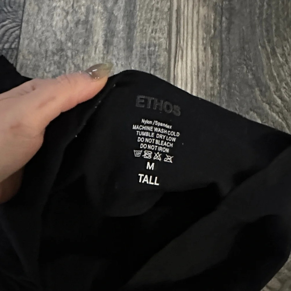 Set of 6 ethos and old navy Leggings Set - Camouflage, Green, and Black - Picture 11 of 15